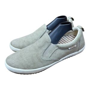Taos Footwear Gray Slip-On Loafers